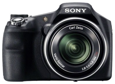 Sony Cyber-shot DSC-HX200 Cyfrowy aparat kompaktowy. Matryca Exmor R™ 18,2 MP, 30-krotny zoom optyczny, Full HD 50p, 3D, Ekran LCD 7,5 cm, inteligentna funkcja Sweep Panorama